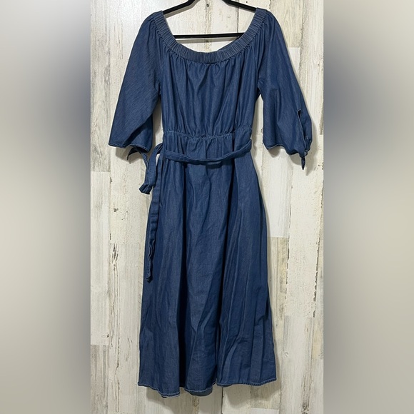 Eloquii Blue off Shoulder Lightweight Denim Dress Tie Front and 3/4 Sleeves - Picture 6 of 12